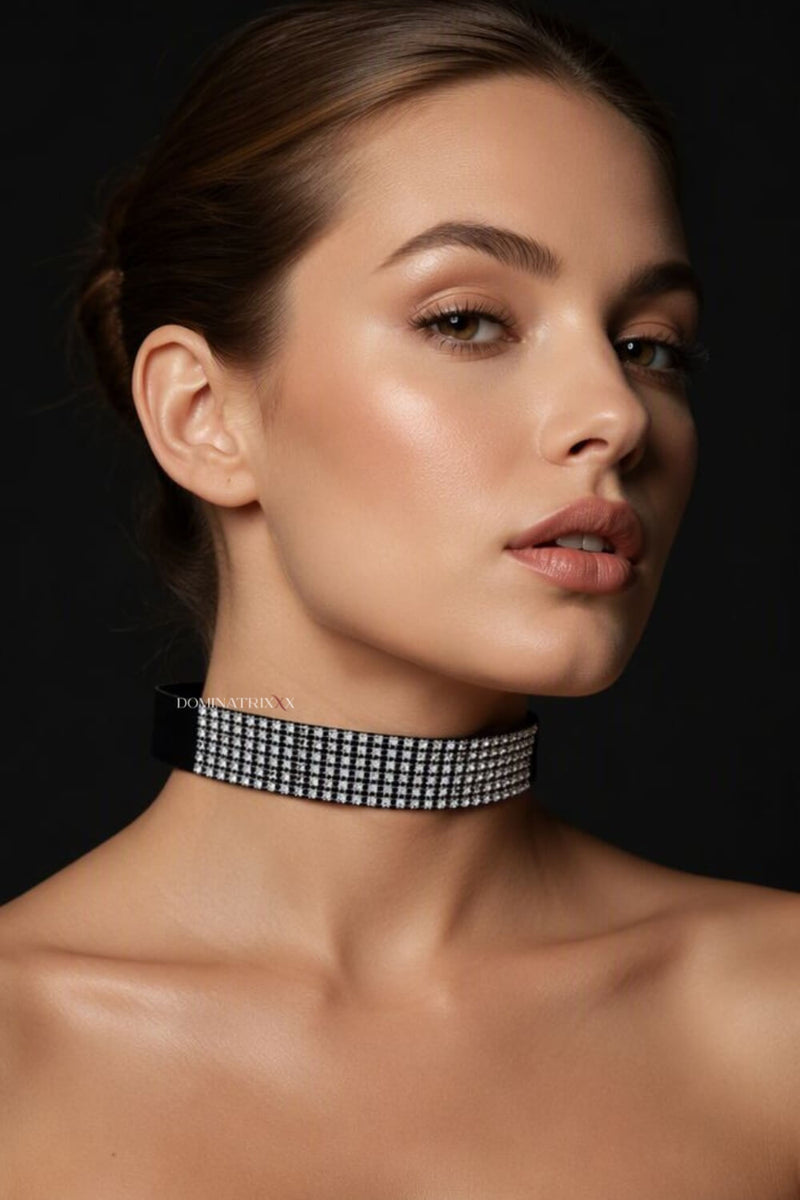 Coleiras e Chokers